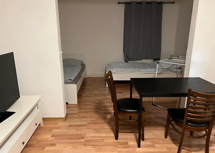 Guenstige Ferien- Und Monteurswohnung In Suedlich Von Leipzg Naehe A72